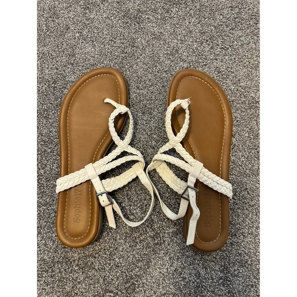 Sophie17‎ White Sandals - Picture 1 of 3